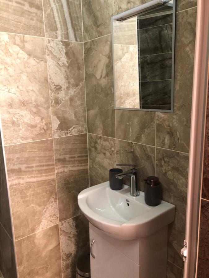 Guest House Rest Saparewa Banja Zewnętrze zdjęcie