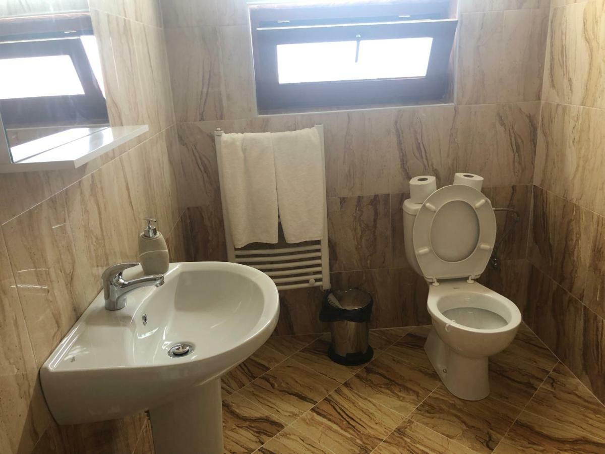 Guest House Rest Saparewa Banja Zewnętrze zdjęcie